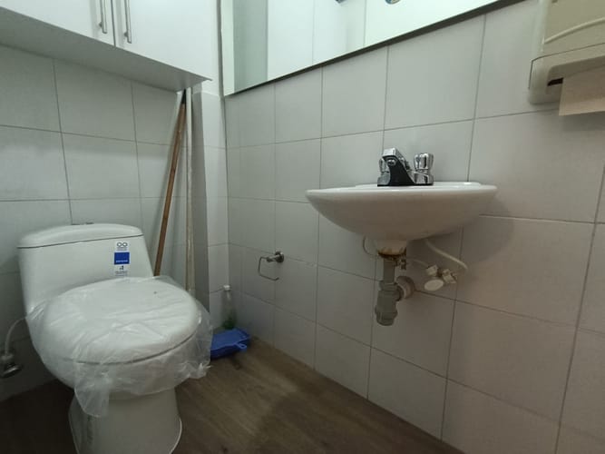 Oficina en arriendo en Laureles, Medellín, 21 m² · foto 8 de 8