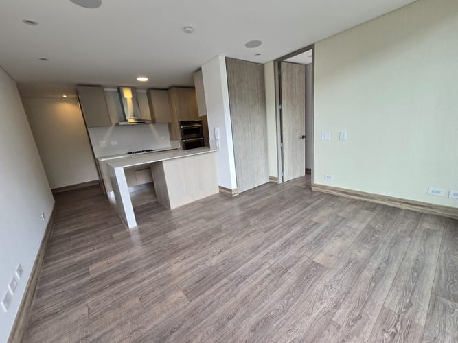 Apartamento de 1 alcoba en arriendo en Chicó Navarra, Bogotá, 60 m² · foto 18 de 24