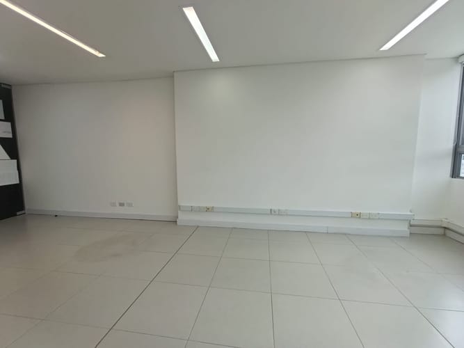 Oficina en arriendo en Playas De Maria, Sabaneta, 37 m² · foto 5 de 11
