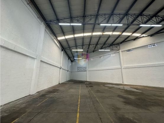 Bodega en arriendo en La Tablaza, La Estrella, 630 m² · foto 4 de 10