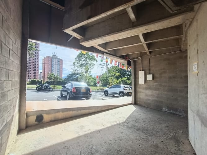 Local en arriendo en Los Colegios, Rionegro, 24 m² · foto 6 de 14