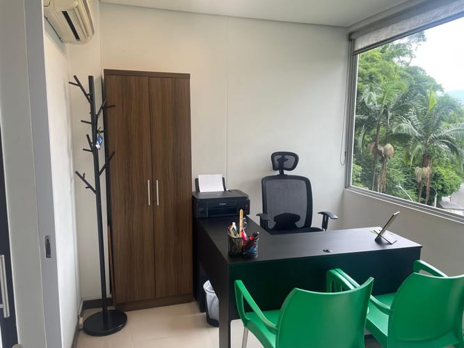 Oficina en arriendo en El Poblado, Medellín, 30 m² · foto 9 de 13