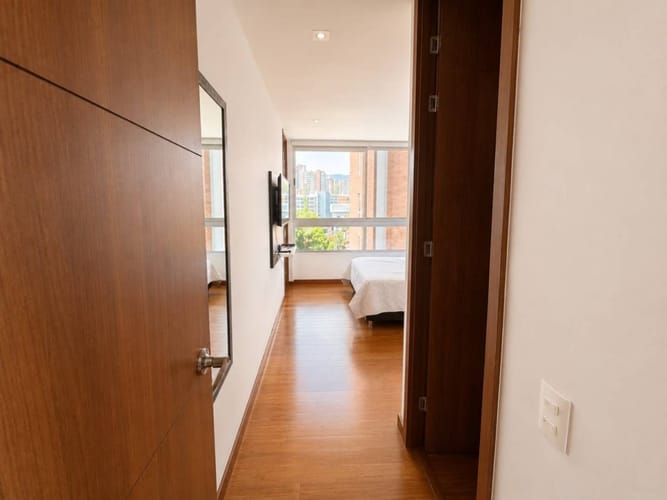 Apartamento de 3 alcobas en arriendo en El Tesoro, Medellín, 175 m² · foto 15 de 22