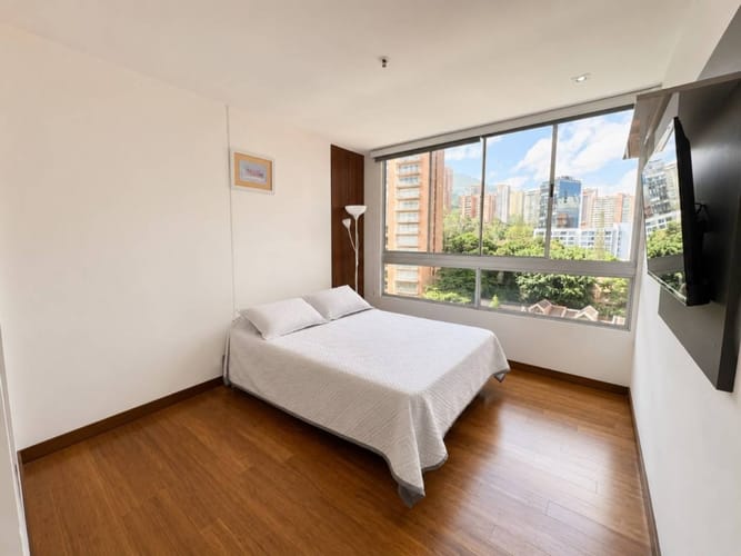 Apartamento de 3 alcobas en arriendo en El Tesoro, Medellín, 175 m² · foto 16 de 22