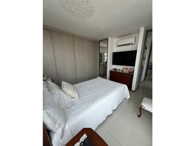 Apartamento de 3 alcobas en venta en Valle Del Lili, Cali, 79 m² · foto 8 de 16