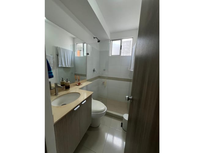 Apartamento de 3 alcobas en venta en Valle Del Lili, Cali, 79 m² · foto 14 de 16