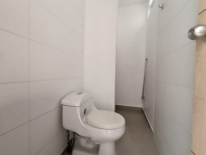 Oficina en arriendo en Laureles, Medellín, 12 m² · foto 8 de 8