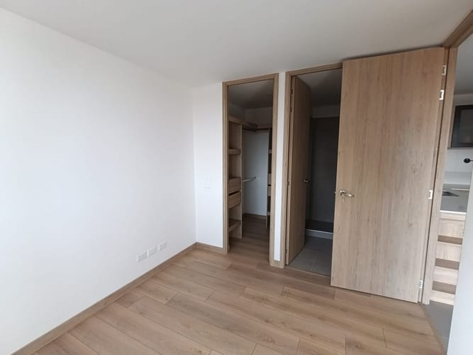 Apartamento de 3 alcobas en arriendo en Rionegro, 75 m² · foto 8 de 16