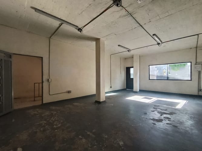 Bodega en arriendo en Trinidad, Medellín, 110 m² · foto 4 de 13