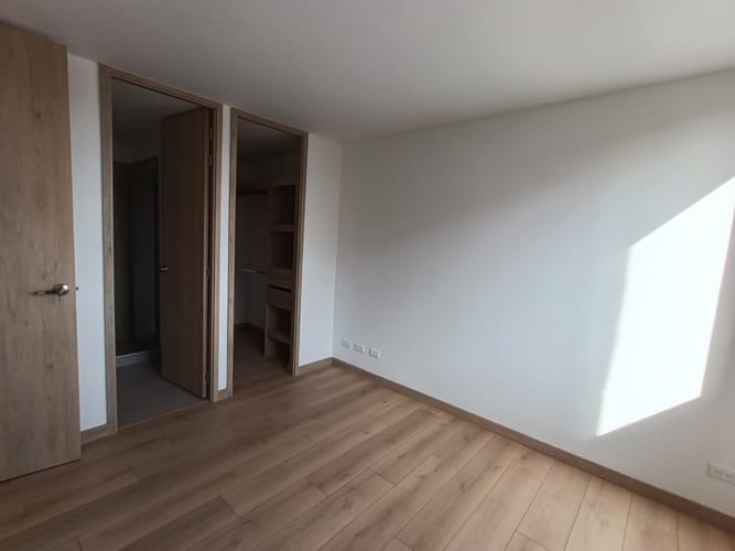 Apartamento de 3 alcobas en arriendo en Rionegro, 75 m² · foto 14 de 16