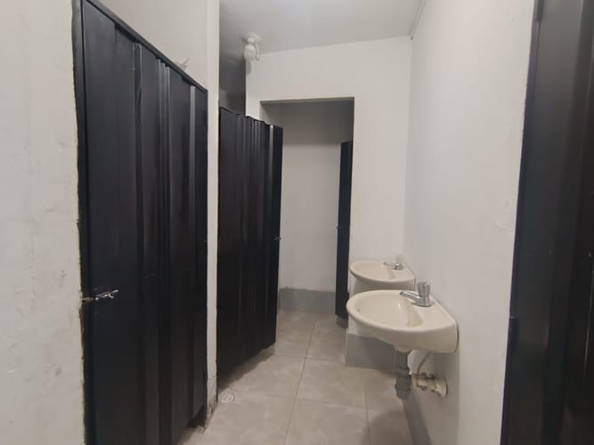 Local en arriendo en Villa Nueva, Medellín, 220 m² · foto 16 de 17