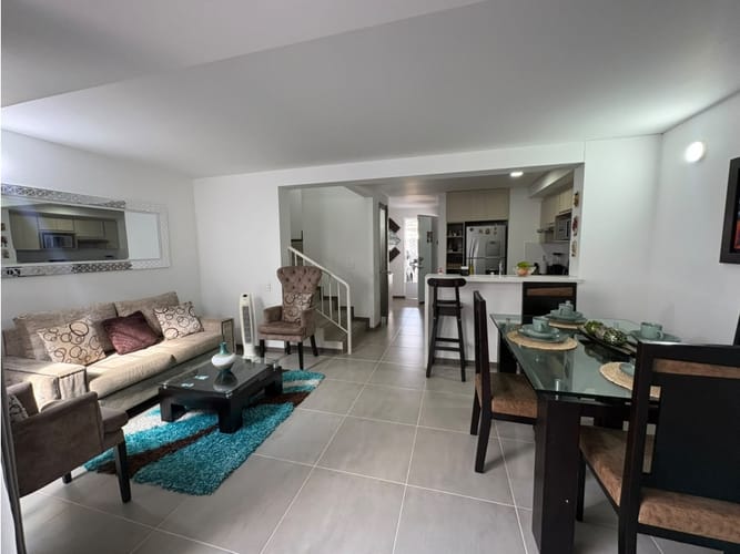 Casa de 3 alcobas en venta en Parque Natura, Jamundí, 87 m² · foto 2 de 17