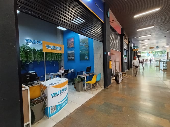 Local en arriendo en Laureles, Medellín, 30 m² · foto 4 de 10