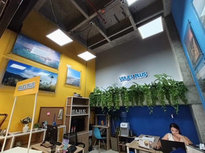 Local en arriendo en Laureles, Medellín, 30 m² · foto 7 de 10