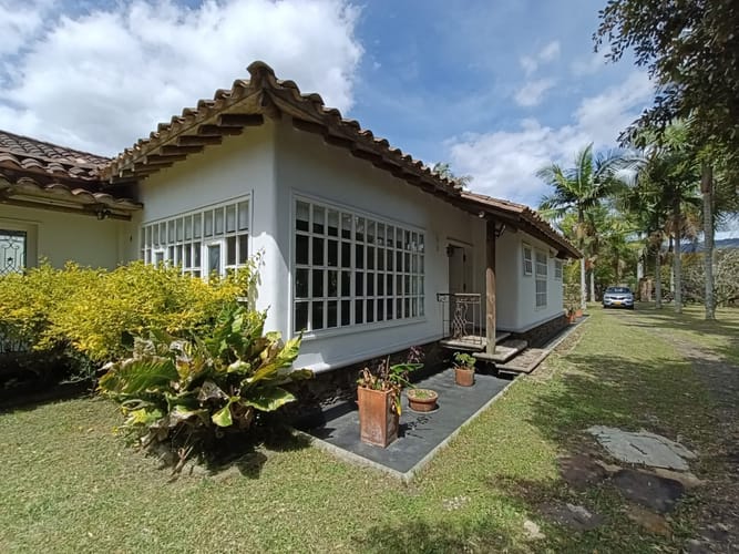 Finca en arriendo en Aeropuerto, Rionegro, 250 m² · foto 3 de 20
