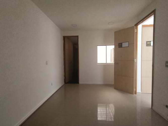 Oficina en arriendo en Laureles, Medellín, 18 m² · foto 4 de 10