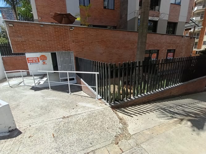 Local en arriendo en La Pilarica, Medellín, 285 m² · foto 3 de 20