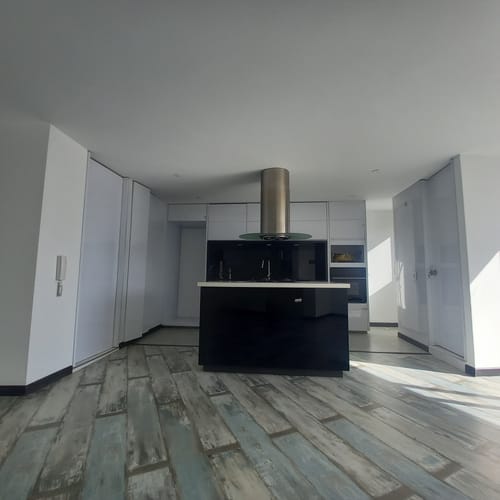 Apartamento de 1 alcoba en arriendo en El Nogal, Bogotá, 82 m² · foto 5 de 24