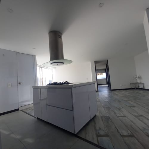 Apartamento de 1 alcoba en arriendo en El Nogal, Bogotá, 82 m² · foto 7 de 24