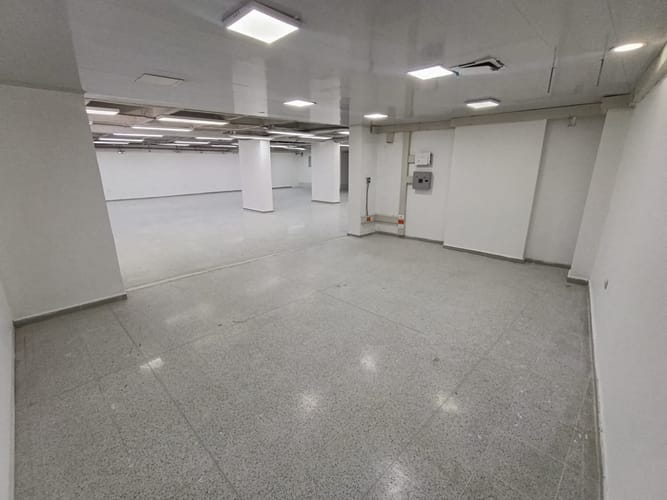 Local en arriendo en La Pilarica, Medellín, 285 m² · foto 8 de 20