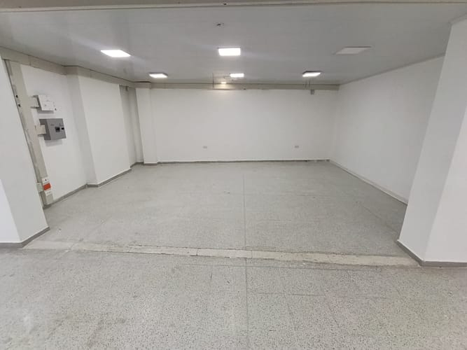 Local en arriendo en La Pilarica, Medellín, 285 m² · foto 10 de 20