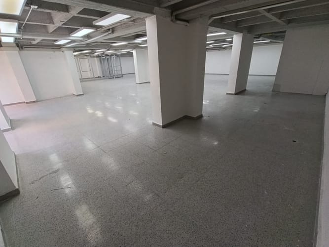 Local en arriendo en La Pilarica, Medellín, 285 m² · foto 12 de 20