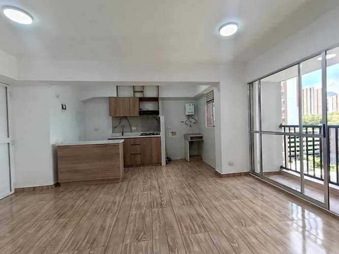 Apartamento de 2 alcobas en arriendo en Centro, Bello, 56 m² · foto 5 de 15