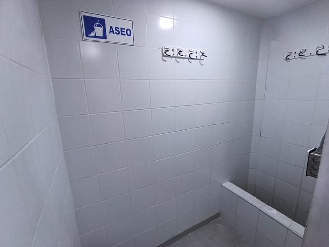 Local en arriendo en La Pilarica, Medellín, 285 m² · foto 19 de 20