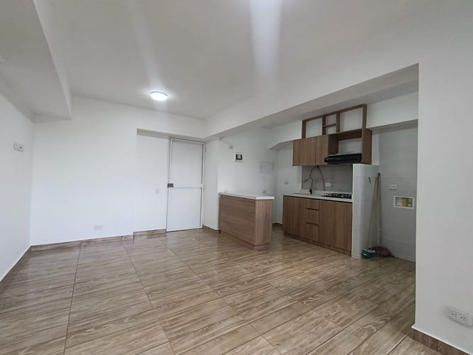 Apartamento de 2 alcobas en arriendo en Centro, Bello, 56 m² · foto 7 de 15