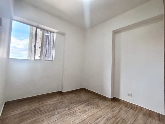 Apartamento de 2 alcobas en arriendo en Centro, Bello, 56 m² · foto 10 de 15