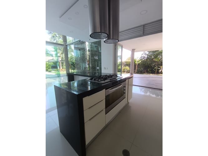 Casa de 4 alcobas en venta en Las Ceibas, Cali, 699 m² · foto 5 de 24