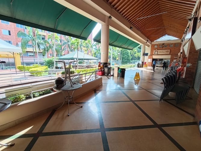 Local en arriendo en Laureles, Medellín, 36 m² · foto 11 de 13