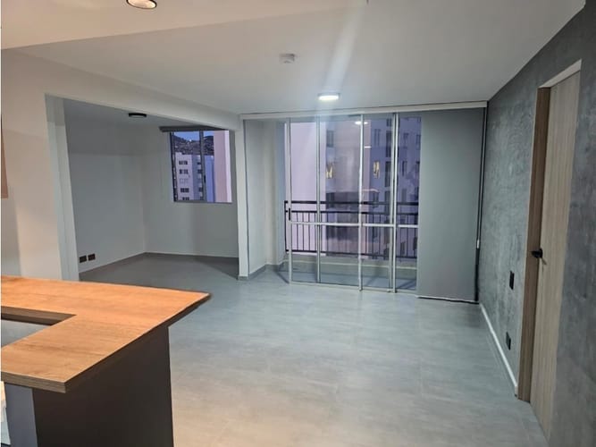 Apartamento de 2 alcobas en venta en Guabinas, Yumbo, 62 m² · foto 3 de 11