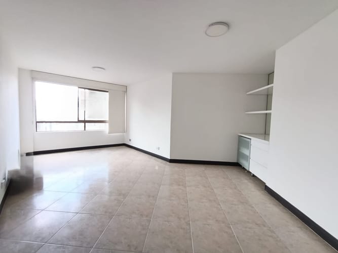 Apartamento de 3 alcobas en arriendo en Castropol, Medellín, 80 m² · foto 2 de 17