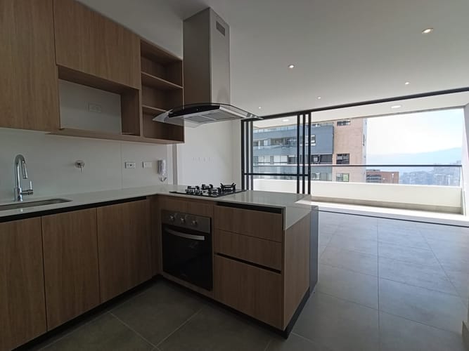 Apartamento de 1 alcoba en arriendo en El Poblado, Medellín, 64 m² · foto 5 de 13