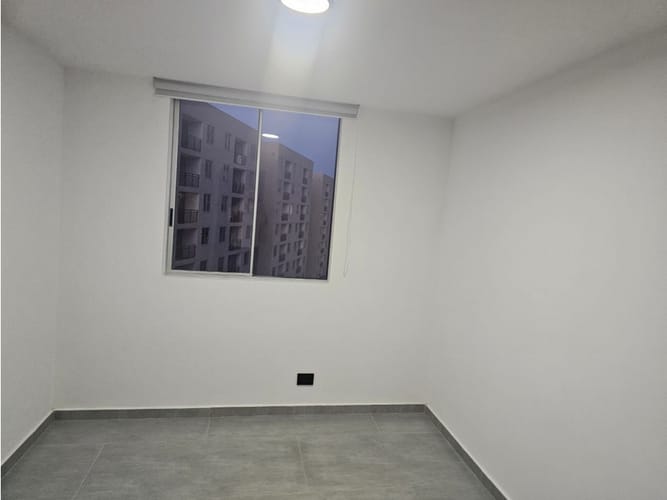 Apartamento de 2 alcobas en venta en Guabinas, Yumbo, 62 m² · foto 7 de 11