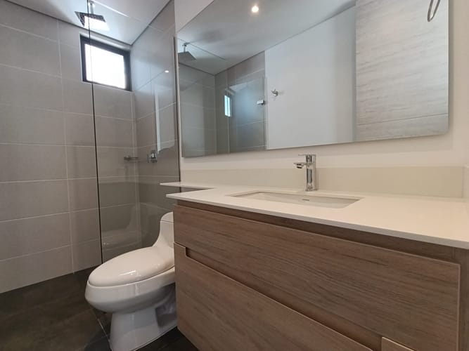 Apartamento de 1 alcoba en arriendo en El Poblado, Medellín, 64 m² · foto 7 de 13