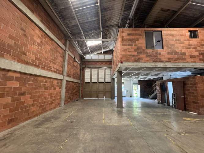 Bodega en arriendo en La Ceja, 735 m² · foto 11 de 13
