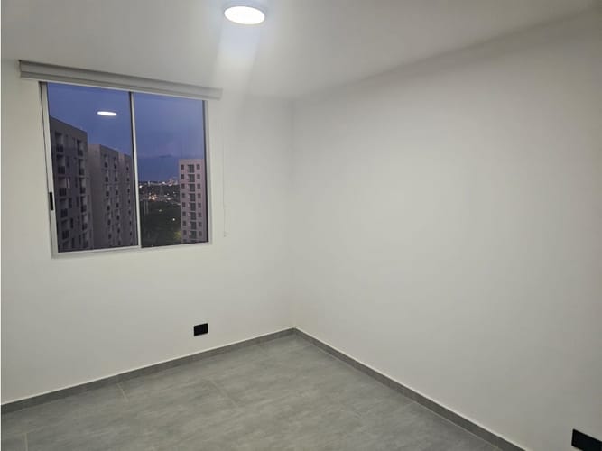 Apartamento de 2 alcobas en venta en Guabinas, Yumbo, 62 m² · foto 9 de 11
