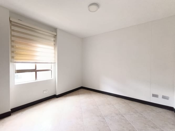 Apartamento de 3 alcobas en arriendo en Castropol, Medellín, 80 m² · foto 10 de 17