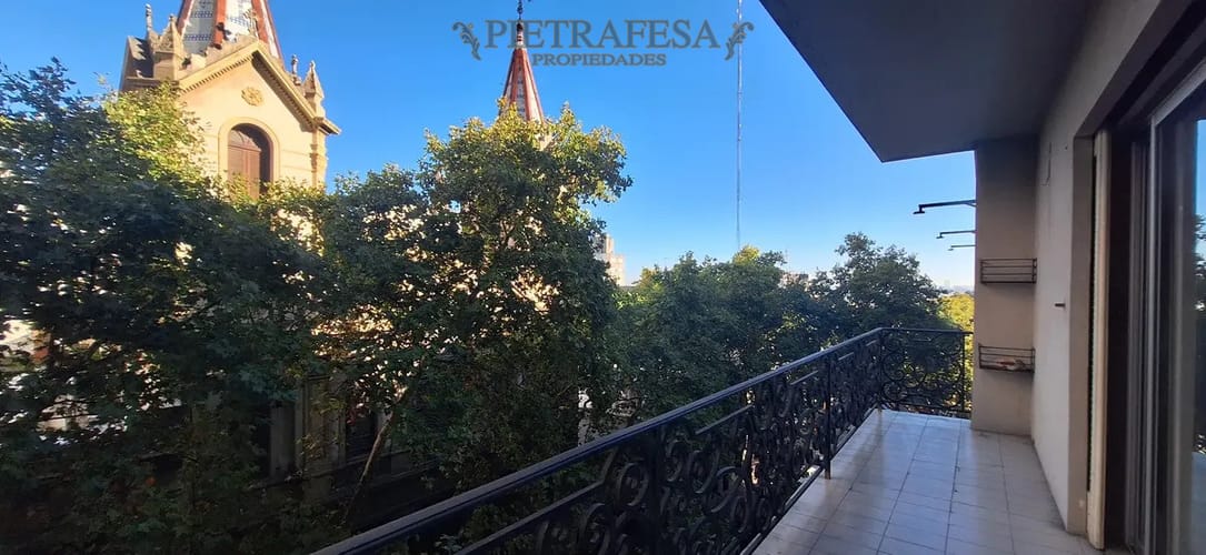 Apartamento en alquiler, 6 dormitorios, 5 baños, terraza. Centro. · Foto 4