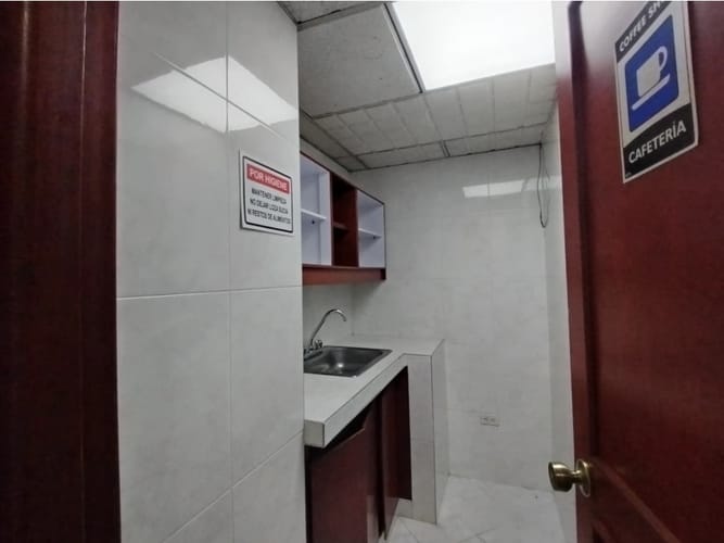 Local en arriendo en El Peñon, Cali, 213 m² · foto 9 de 13