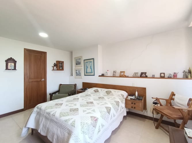 Apartamento de 3 alcobas en arriendo en El Poblado, Medellín, 147 m² · foto 12 de 18