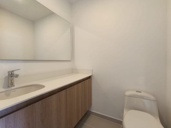 Apartamento de 3 alcobas en arriendo en El Poblado, Medellín, 122 m² · foto 8 de 20