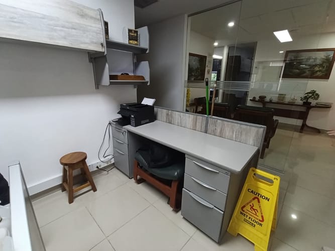 Oficina en arriendo en El Poblado, Medellín, 250 m² · foto 12 de 20