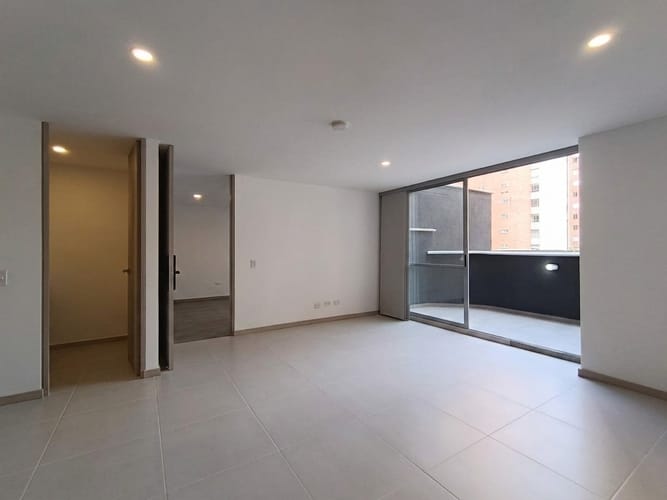 Apartamento de 3 alcobas en arriendo en El Poblado, Medellín, 122 m² · foto 19 de 20