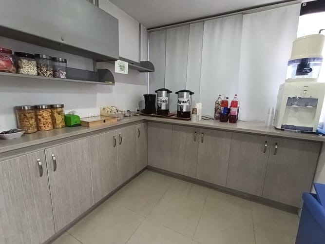 Oficina en arriendo en El Poblado, Medellín, 250 m² · foto 17 de 20