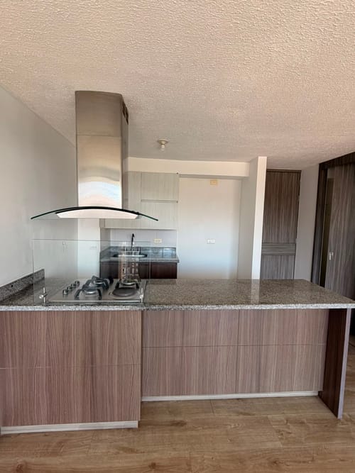 Apartamento de 2 alcobas en arriendo en Los Colegios, Rionegro, 59 m² · foto 10 de 13