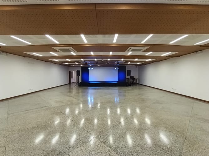 Local en arriendo en Laureles, Medellín, 1300 m² · foto 10 de 20