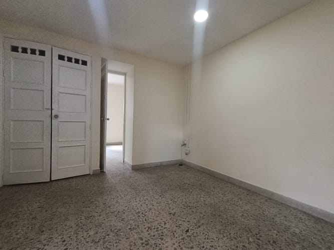 Casa de 5 alcobas en arriendo en Prado, Medellín, 160 m² · foto 3 de 20